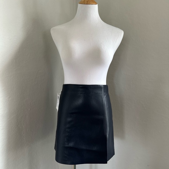 NWT Aritzia Sunday Best Tatiana Skirt Admiral Size 2 - Picture 2 of 7
